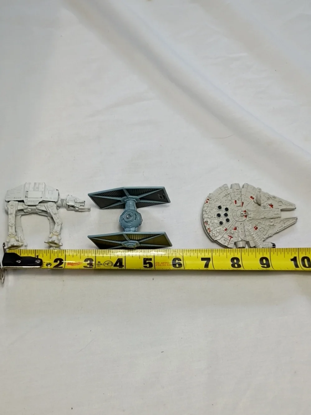 EUC Star Wars Lucas Film Figurines Millennium Falcon Tie Fighter At At Walker